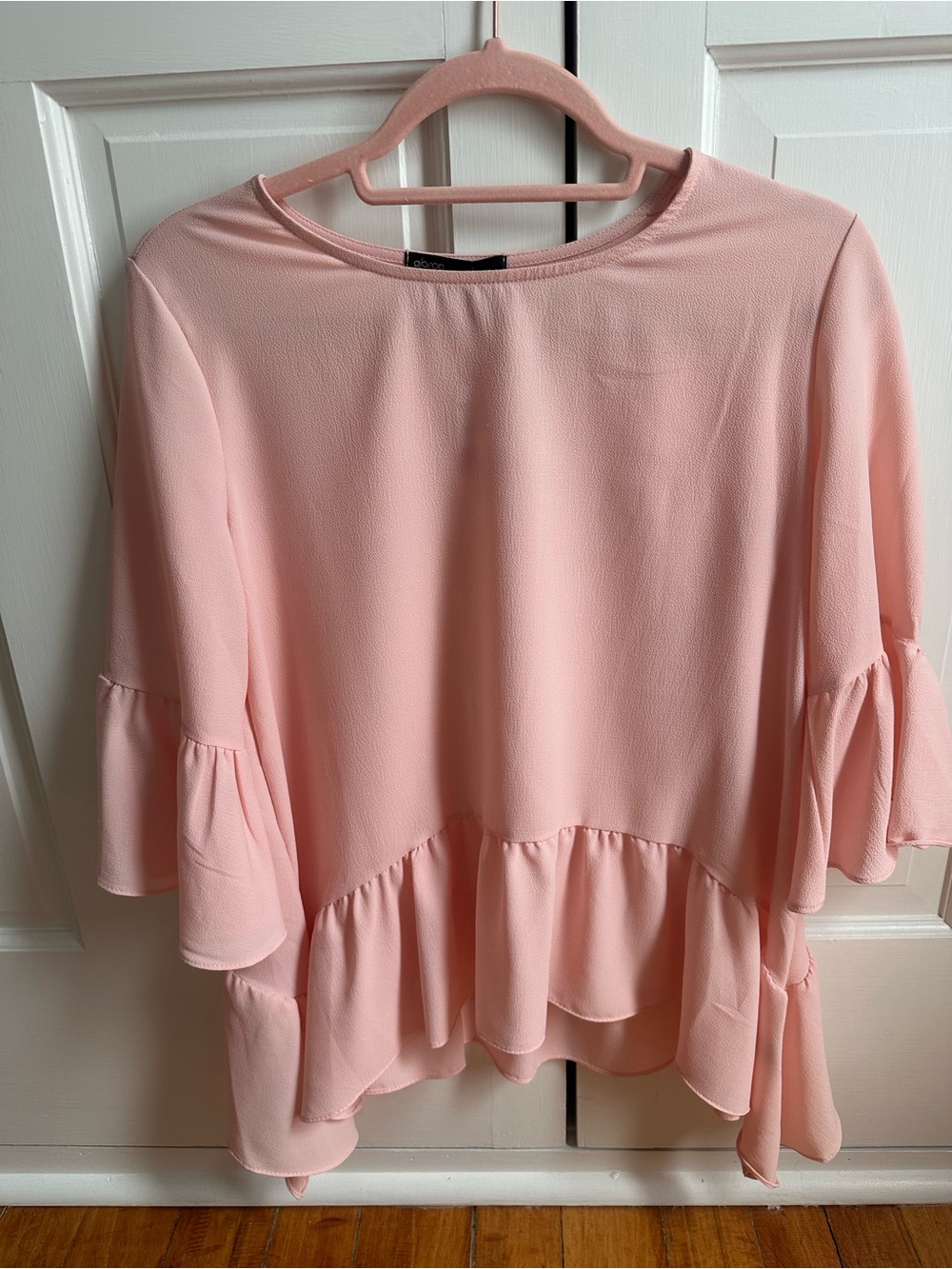 Gibson Soft Blush Ruffle Hem Tunic